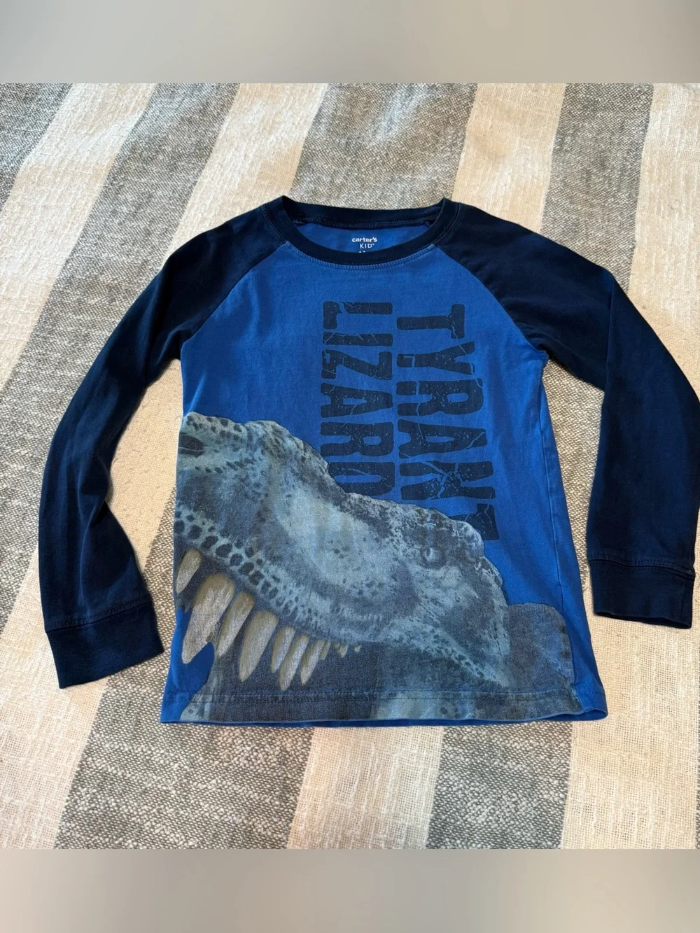Bundle of 6 Boys SZ 6 Long Sleeve Graphic Tee Shirt 5 are Carters / 1 is Oshkosh